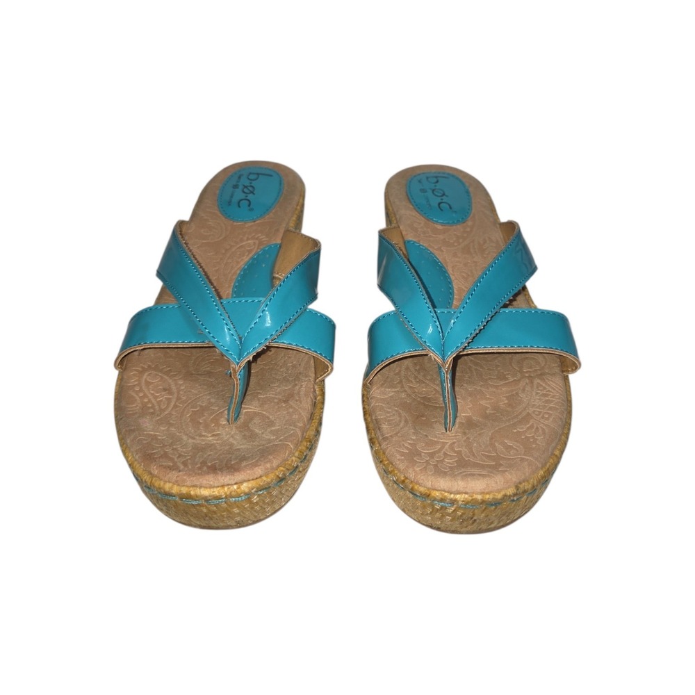 B.o.c. Sandals Womens 8 Blue Patent Wedge Thong Platform Slides